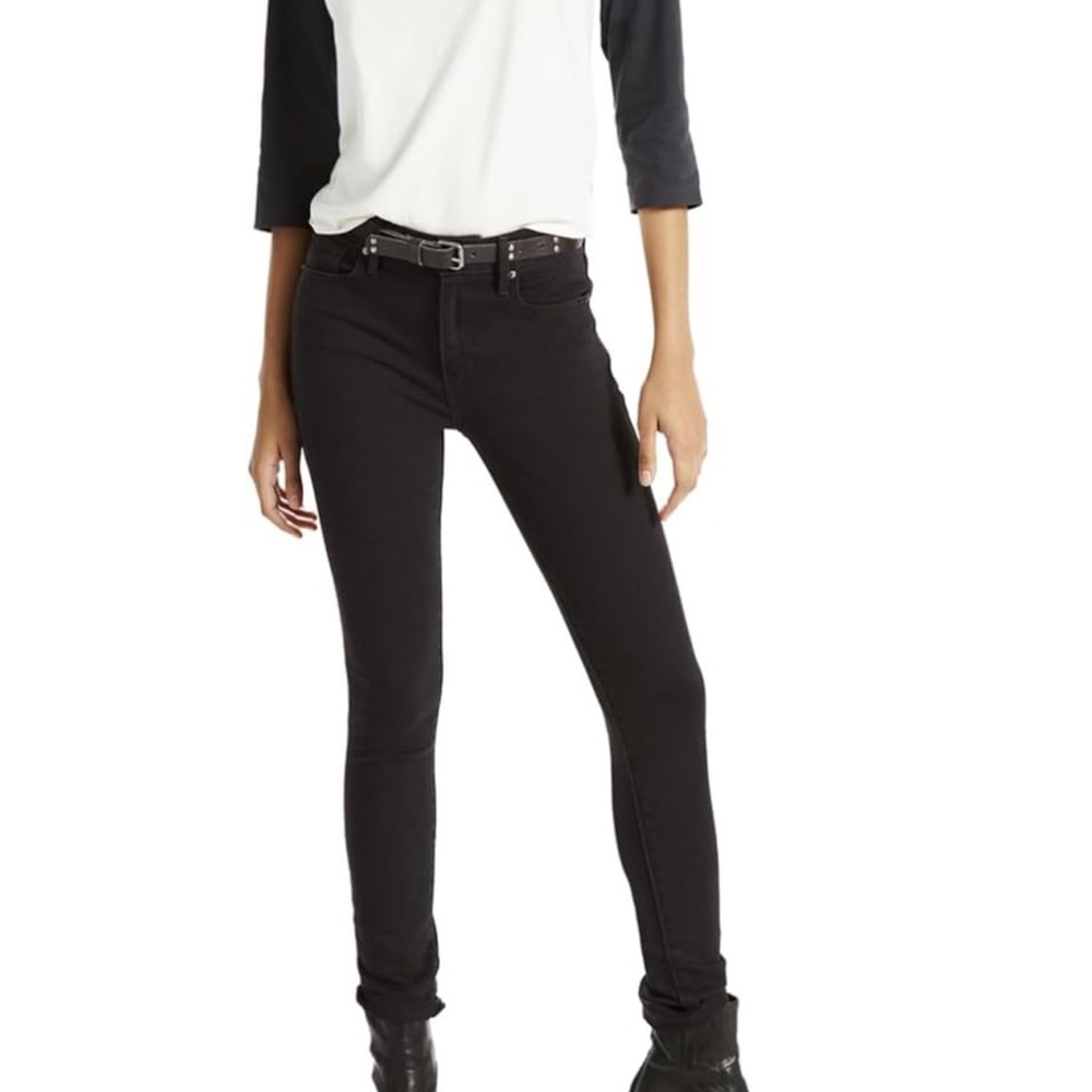 New Levi’s 721 High-Rise Skinny Jeans Sz 28